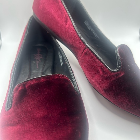 Born Crown Women’s Burgundy Velvet Loafers Sz 8 - Picture 2 of 10